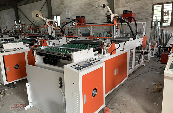 Express bag making machine integrated machine with glue breaking function