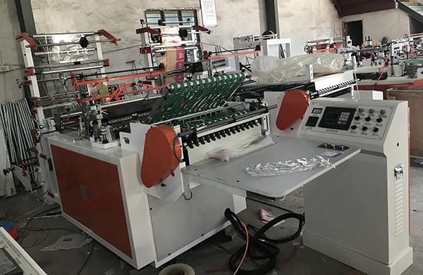 Ordinary elevated breach edge sealing hot-rolled bag making machine